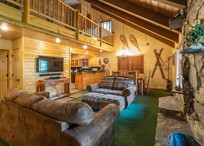 Yosemite Silvertip Lodge